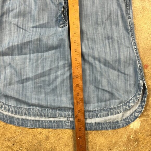 Talbots Blue Sleeveless Chambray BlouseSize: Petite - Picture 5 of 6